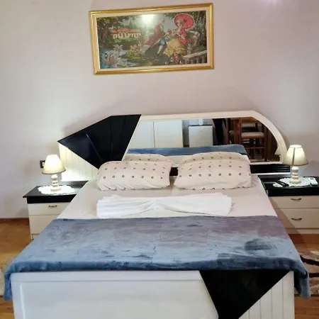 Shena 3* Gjirokastër