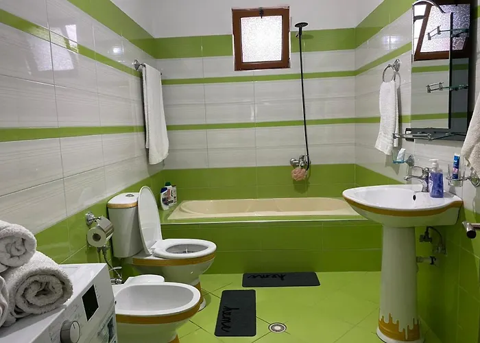 Shena בית הארחה