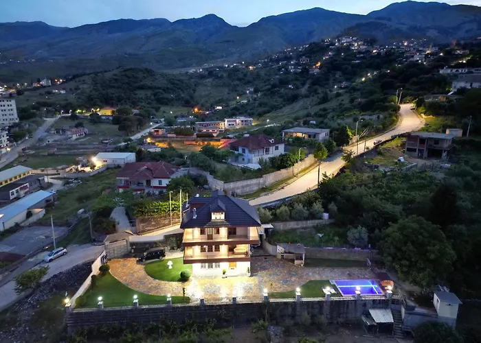 Shena בית הארחה